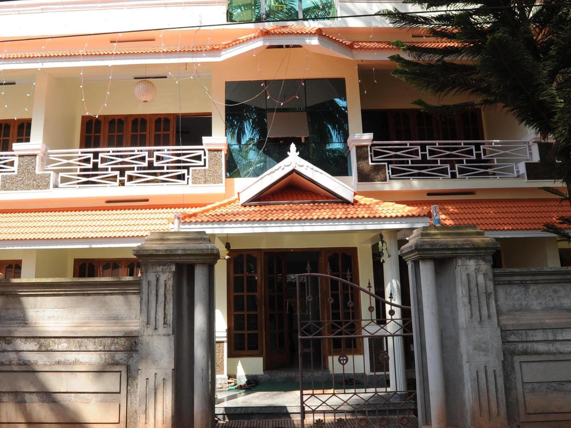 Oceanic Beach Residency Варкала Экстерьер фото